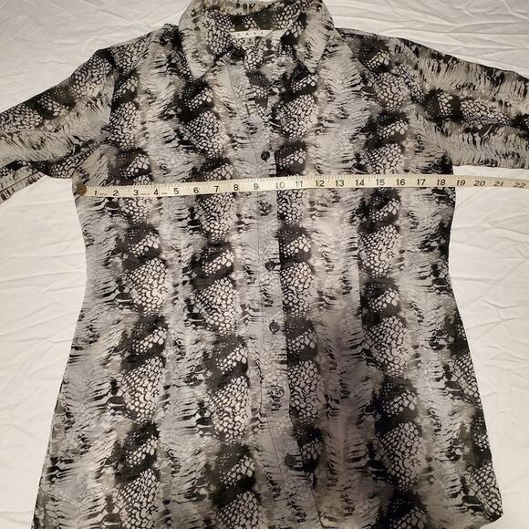 Cabi small womens button down sheer blouse - Picture 5 of 10